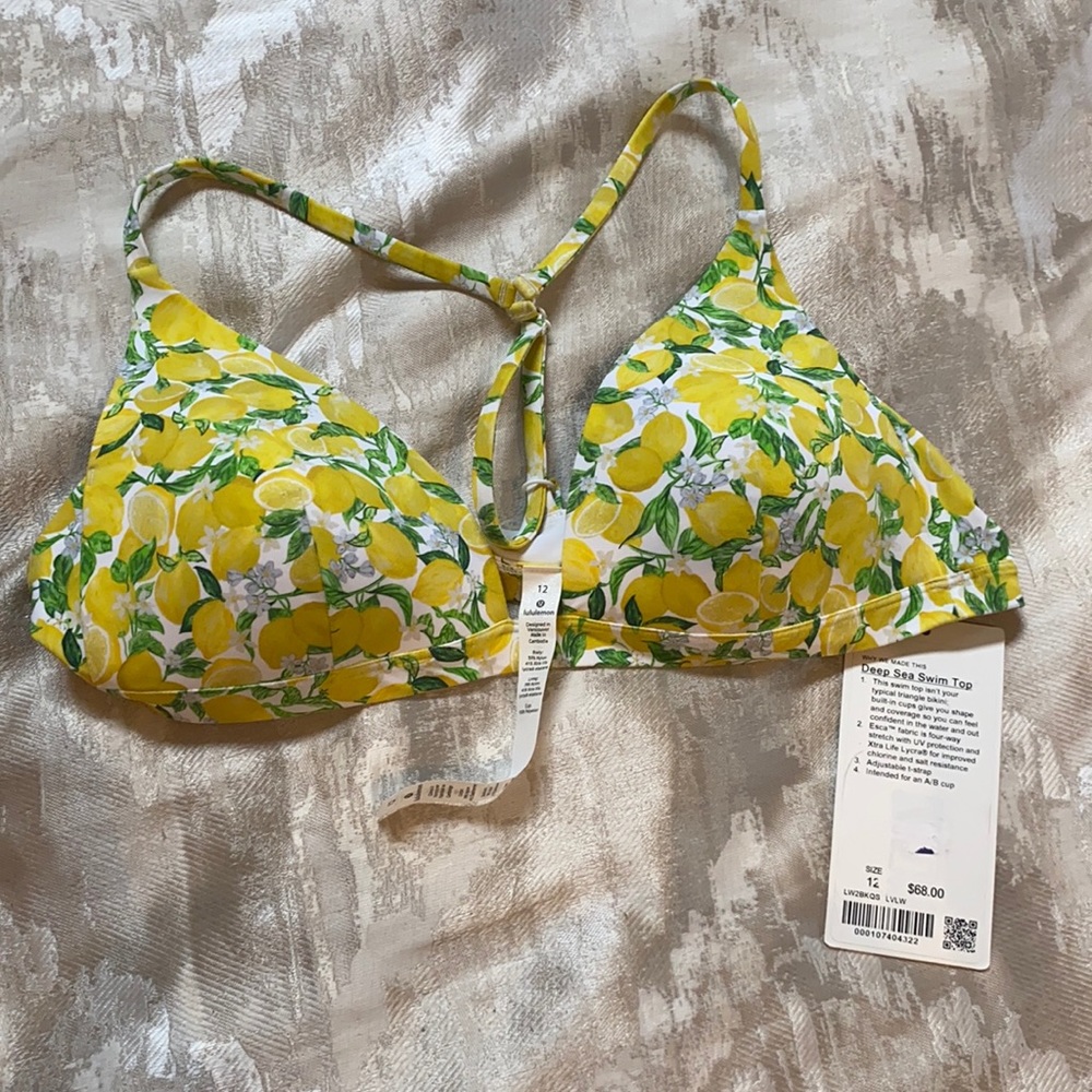 Lululemon bikini top, lemon print.